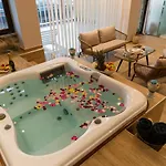 酒店 Agora Luxury Boutique 路特奇