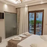 酒店 Agora Luxury Boutique 3*