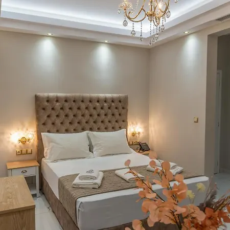 Agora Luxury Boutique