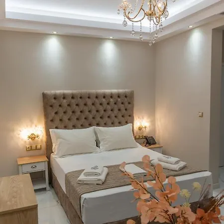 מלון Agora Luxury Boutique לוטראקי