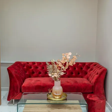 Agora Luxury Boutique Отель 3*