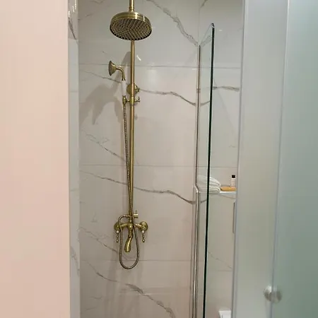 Agora Luxury Boutique