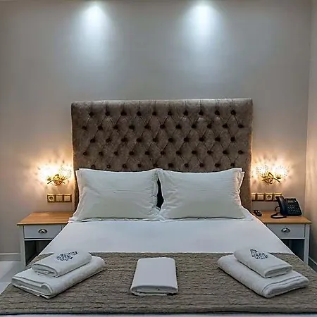 מלון Agora Luxury Boutique