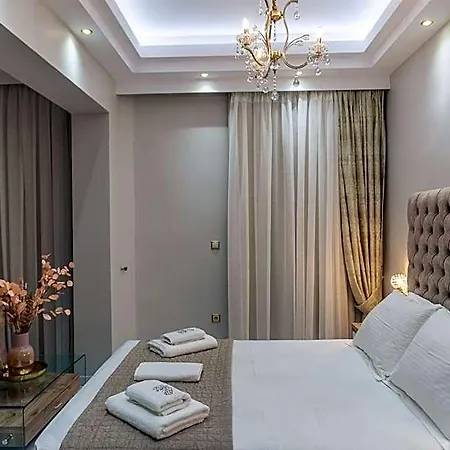 Agora Luxury Boutique מלון
