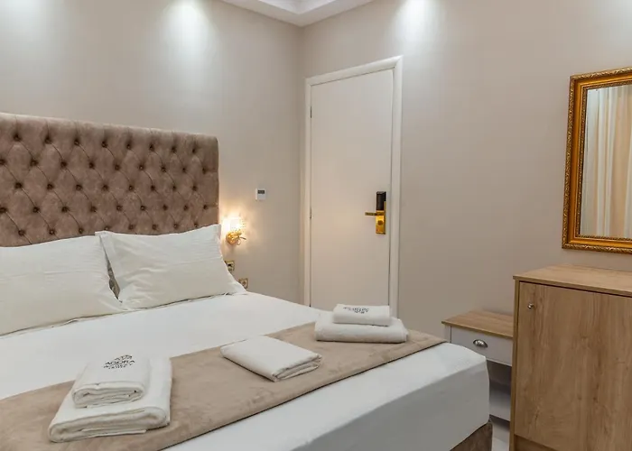 Agora Luxury Boutique Loutráki