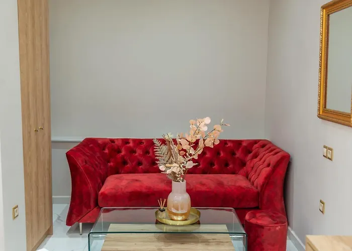 Agora Luxury Boutique Hotel 3*